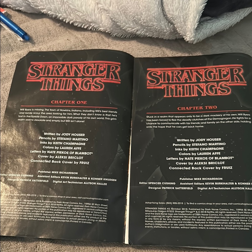 Stranger Things Comic Book Set - Picture 3 of 3